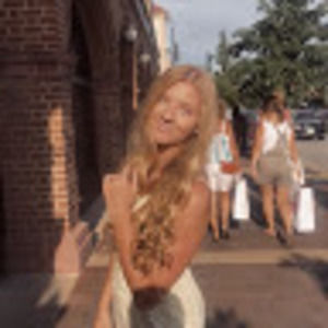 Meet your Posher, Abigail